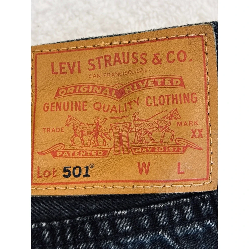 Levis 501 Mens Original Fit Straight Leg Faded Black Denim Jeans 46x32 (46x30)